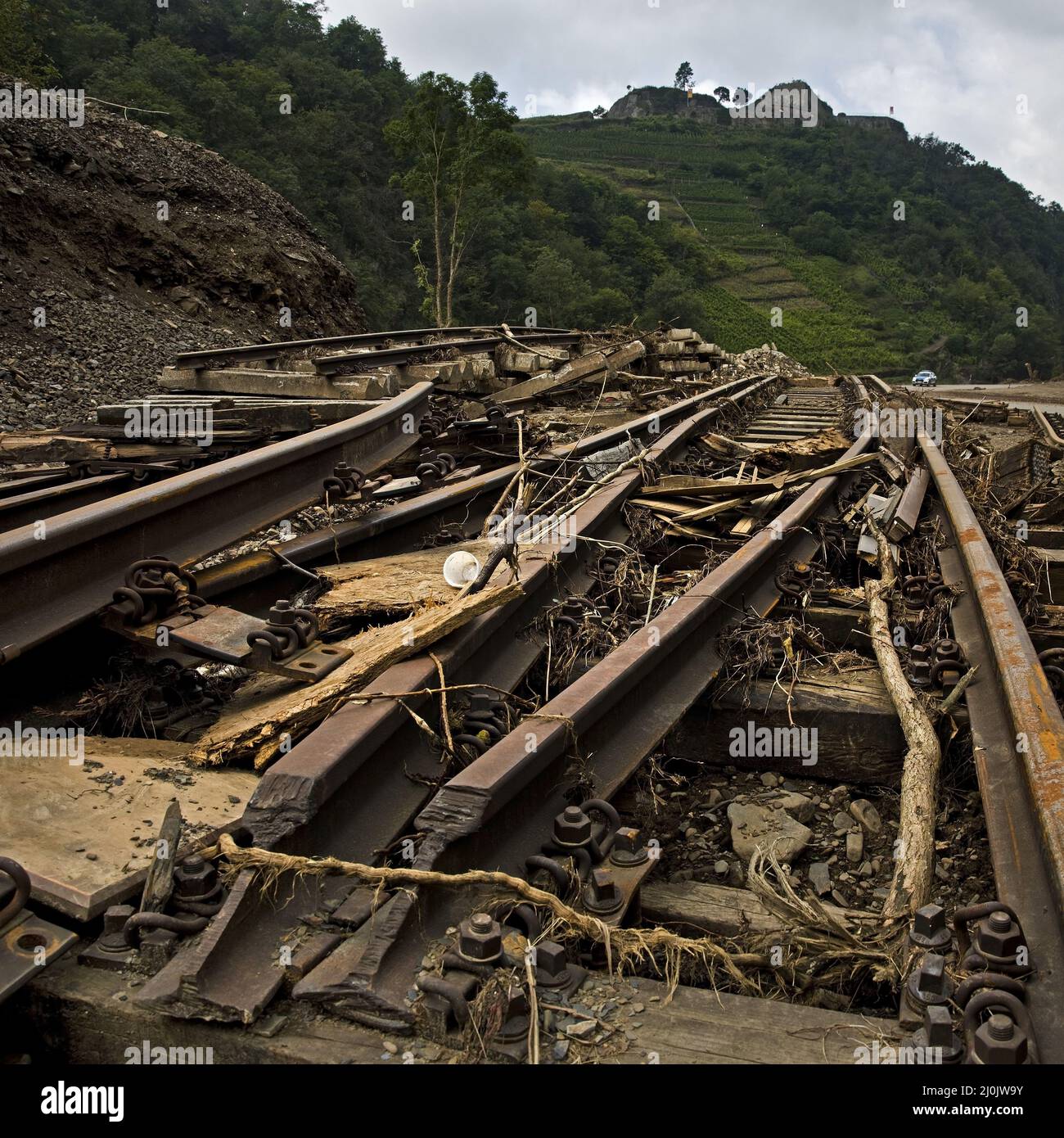 Hochwasserkatastrophe 2021, zerstörte Bahngleise an der Ahr, Mayschoss, Deutschland, Europa Stockfoto