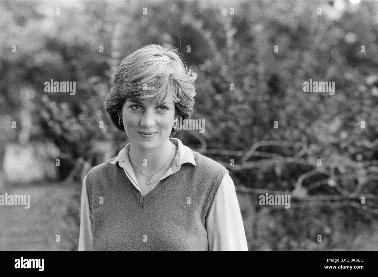 Lady Diana Spencer, später Prinzessin Diana, Königliche Hoheit Prinzessin von Wales im Kindergarten am St. George's Square, Pimlico, London, wo sie als Lehrerin arbeitet. Bild aufgenommen am 18.. September 1980. Stockfoto