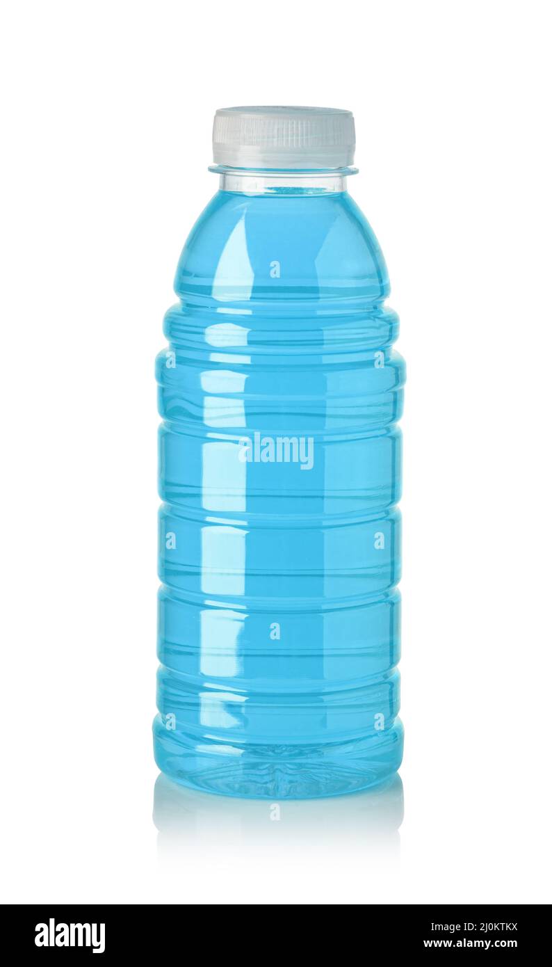 Plastikflasche mit blauem Süßwasser Stockfoto