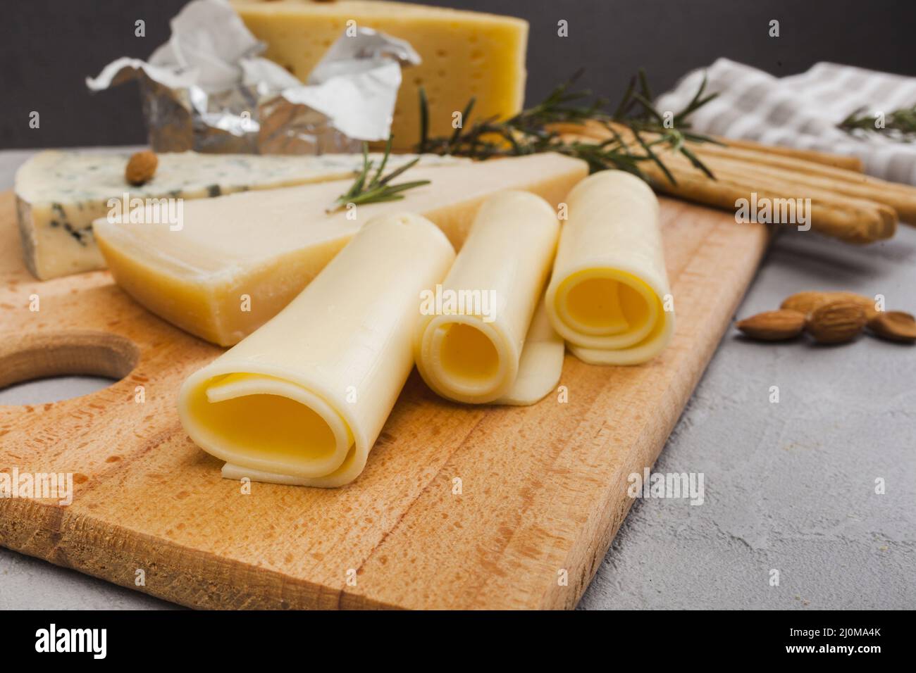 Isometrische Käsezusammensetzung Stockfoto