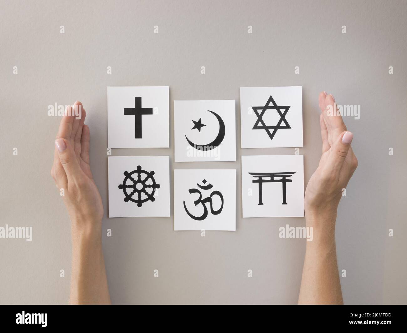 Flat Lay Sortiment religiöse Symbole Stockfoto