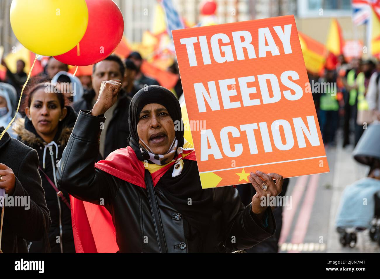 London, Großbritannien. 7. November 2021. Demonstranten marschieren von der US-Botschaft zum Trafalgar Square, um ein Jahr seit dem Tigray-Krieg zu markieren Stockfoto