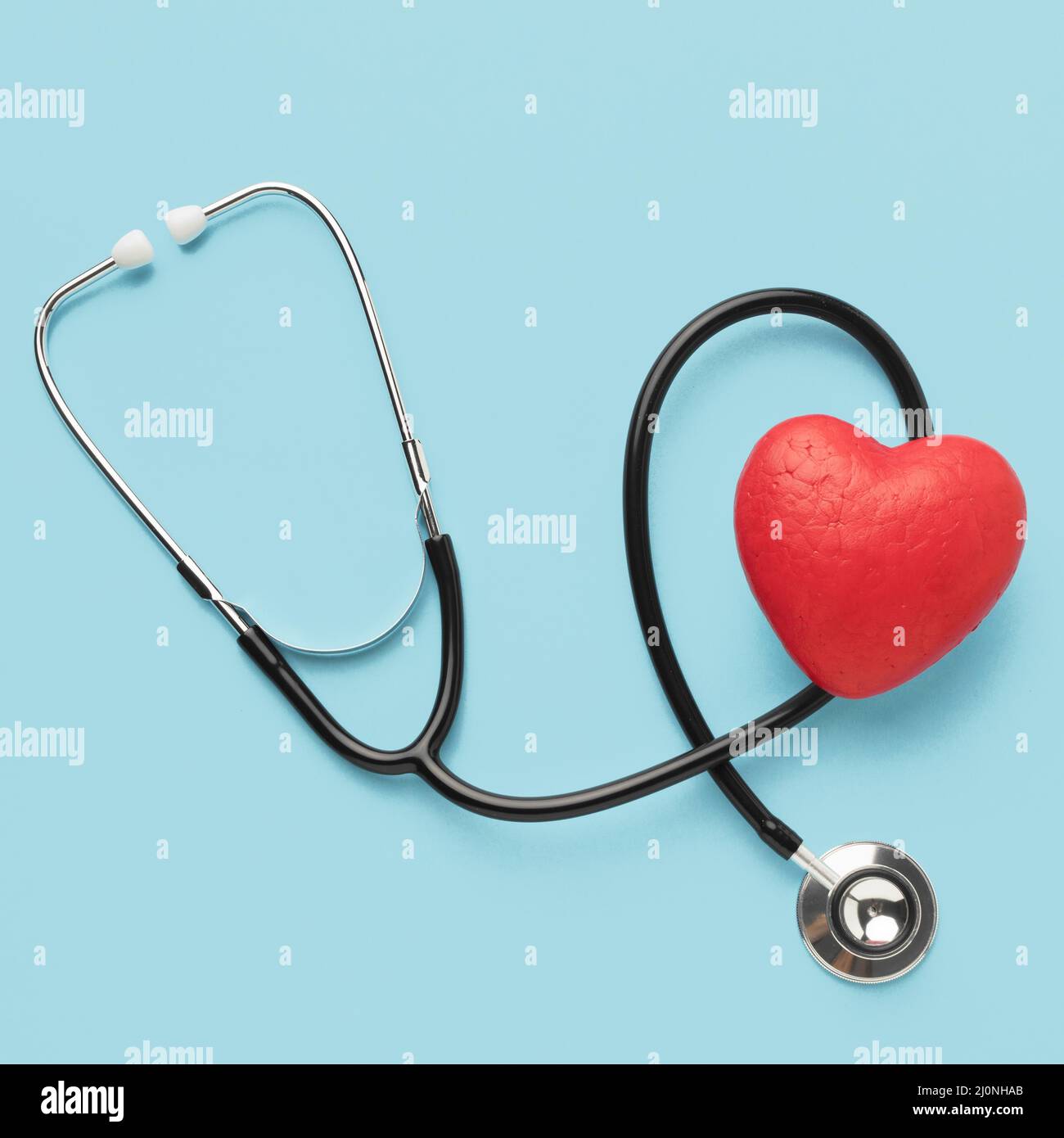 Draufsicht World Heart Day Stethoskop. Hohe Qualität und Auflösung schönes Fotokonzept Stockfoto