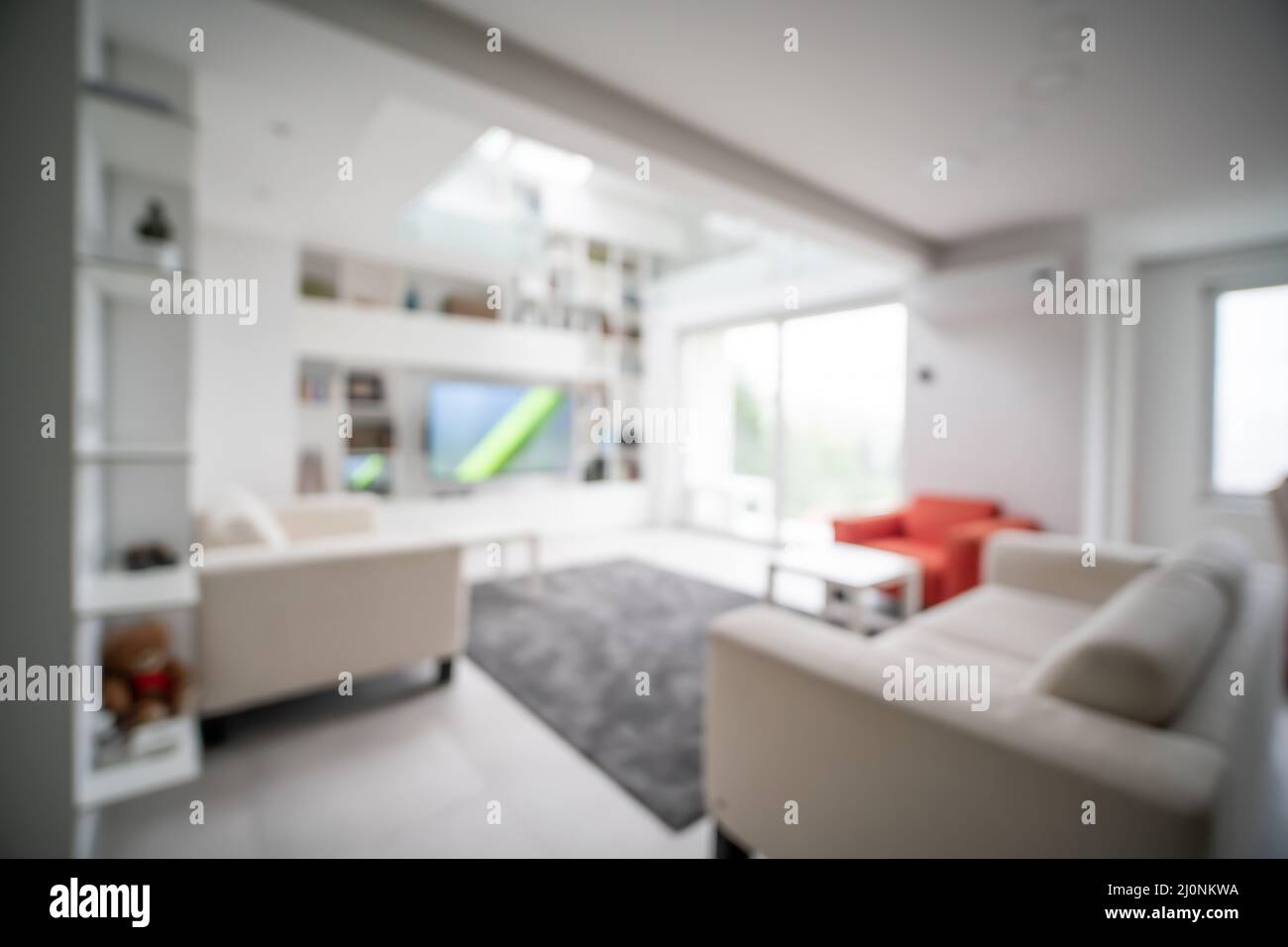Stilvolles Sofa in moderner Wohnzimmereinrichtung Stockfoto