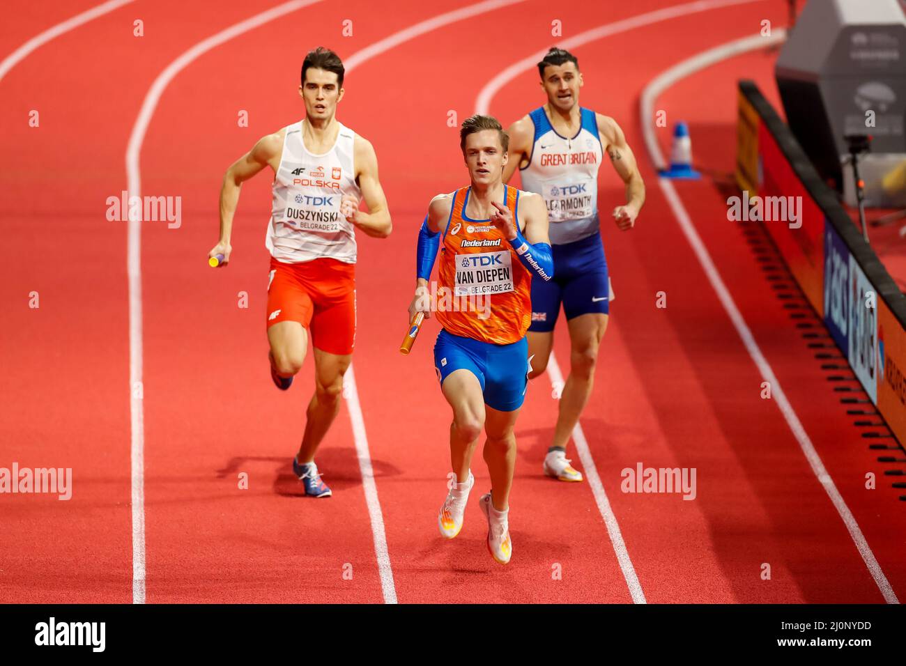 BELGRAD, SERBIEN - 20. MÄRZ: Tony van Diepen aus den Niederlanden, der am 20. März 2022 in Belgrad, Serbien, in der Leichtathletik-Hallenweltmeisterschaften in der Belgrader Arena in der 4x400-m-Hitze der Männer 3 teilnimmt (Foto: Nikola Krstic/Orange Picts) Atletiekunie Stockfoto