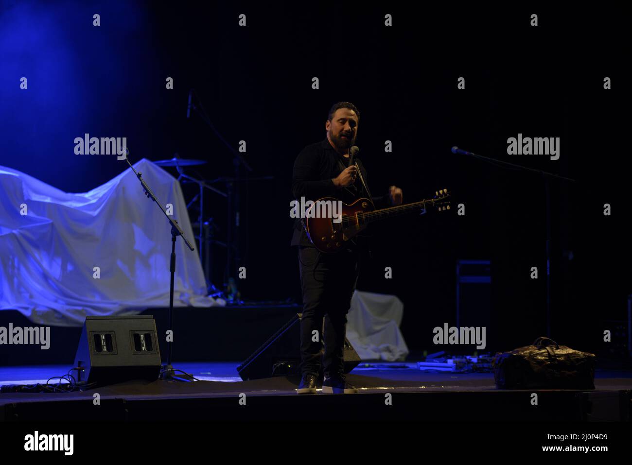 19. März 2022, Padua, Italien: Die Band Tiromancino von Federico Zampaglione kehrt an die wichtigsten italienischen Theater zurück, um dem Publikum eine einzigartige und aufregende Show zu bieten, die auf der langen Liste der Erfolge basiert, die die dreißigjährige Karriere des römischen Singer-Songwriters geprägt haben, zu der die neuesten unveröffentlichten Songs auf dem neuen Album werden Hinzugefügt. (Bild: © Mariano Montella/Pacific Press via ZUMA Press Wire) Stockfoto