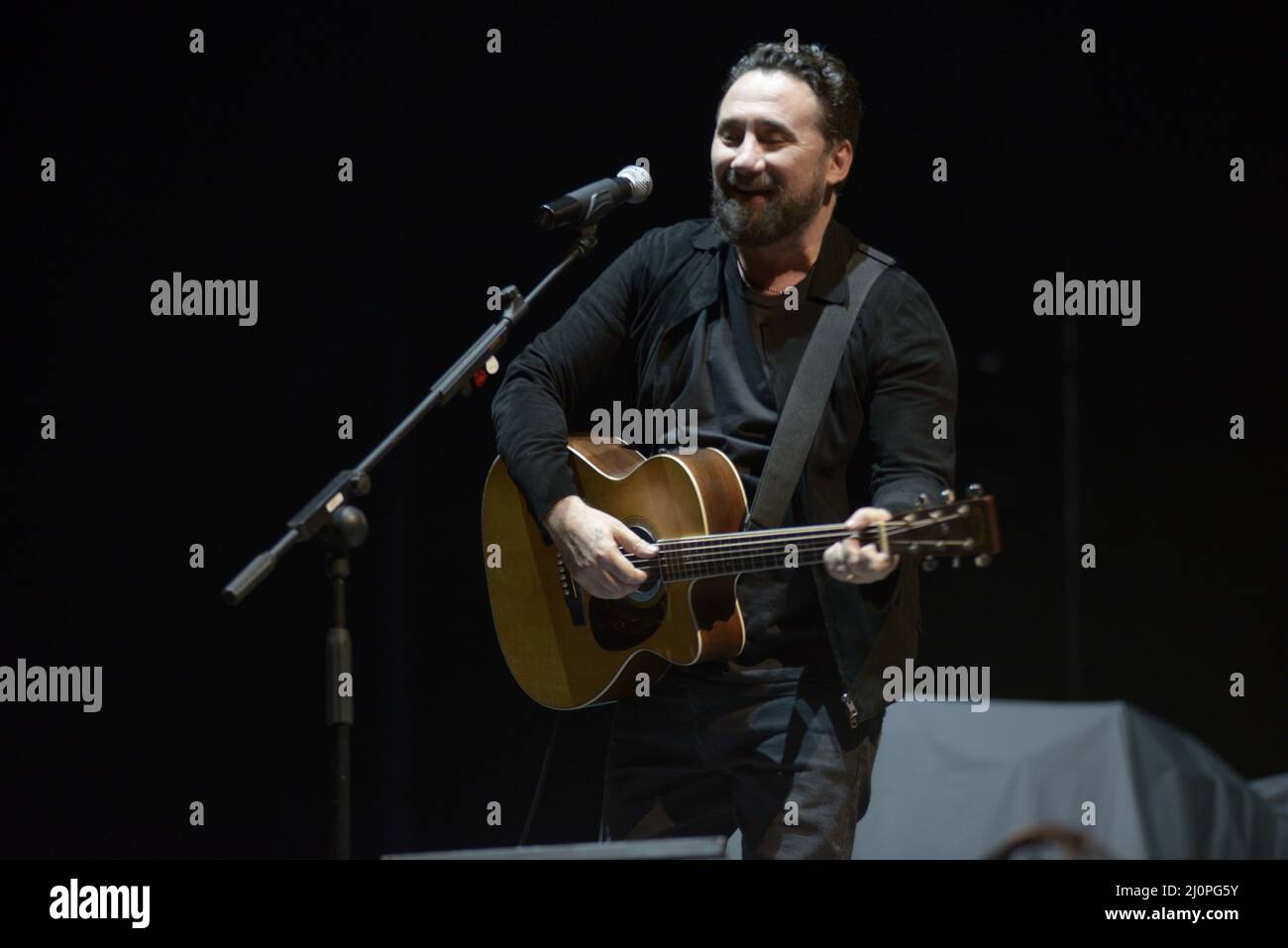 19. März 2022, Padua, Italien: Die Band Tiromancino von Federico Zampaglione kehrt an die wichtigsten italienischen Theater zurück, um dem Publikum eine einzigartige und aufregende Show zu bieten, die auf der langen Liste der Erfolge basiert, die die dreißigjährige Karriere des römischen Singer-Songwriters geprägt haben, zu der die neuesten unveröffentlichten Songs auf dem neuen Album werden Hinzugefügt. (Bild: © Mariano Montella/Pacific Press via ZUMA Press Wire) Stockfoto