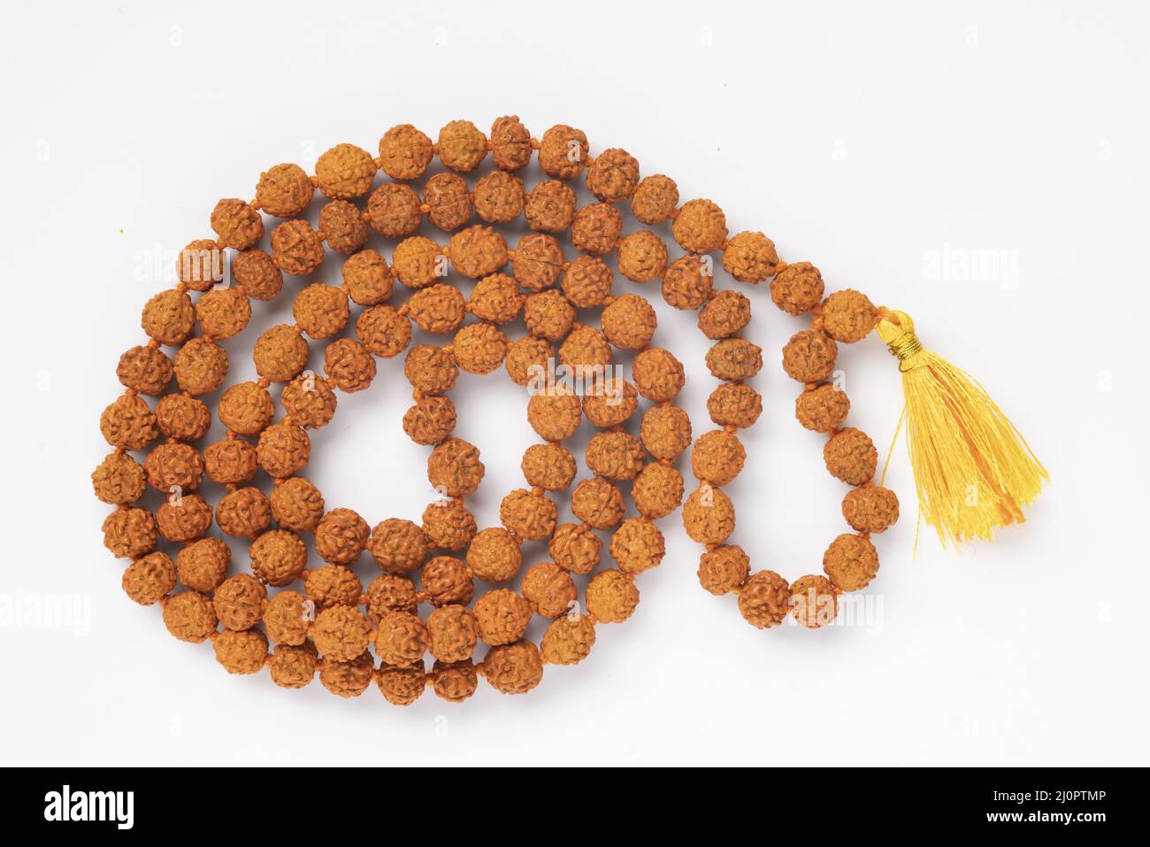 Rudraksha Japa Mala Armband, Authentische Indische 108 Perlen. Effektiv bei der Stresskontrolle. Stockfoto