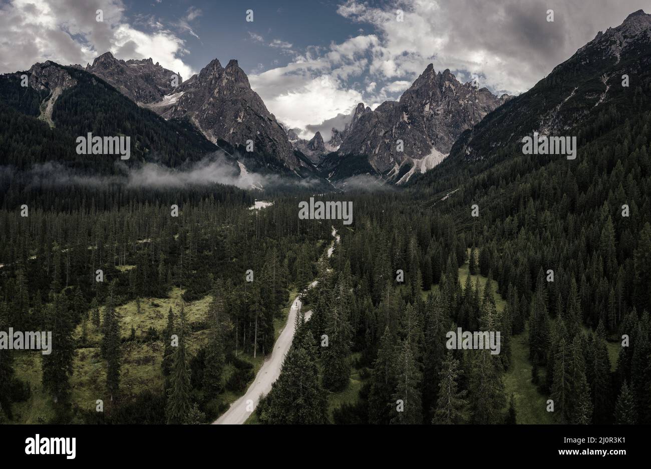 Panoramablick auf die Dolomiten Stockfoto