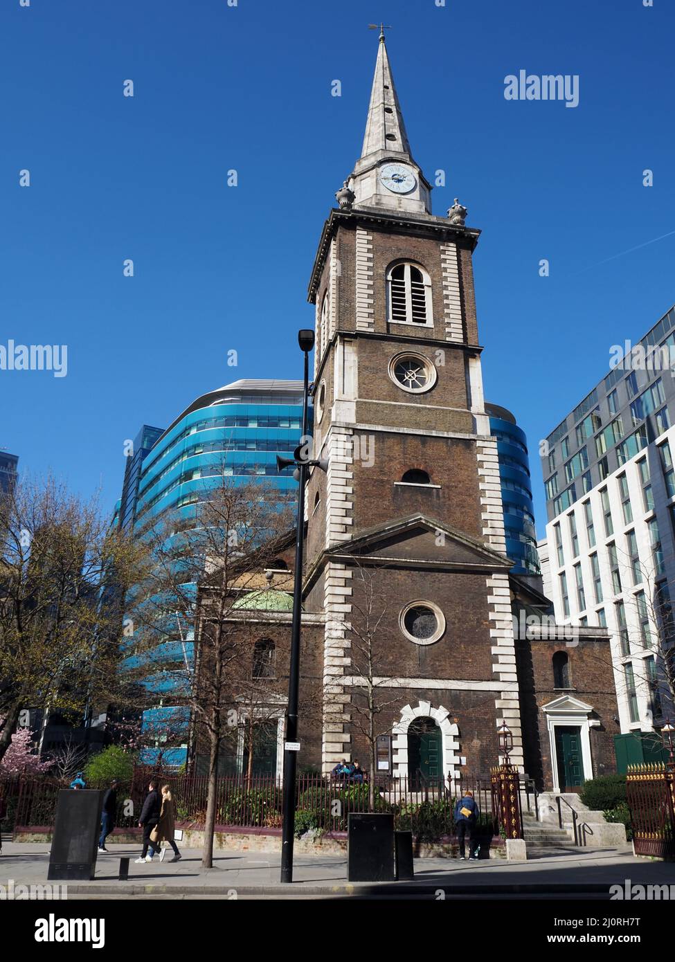 Aldgate Square, Church of Saint Botolph without Aldgate London England Stockfoto