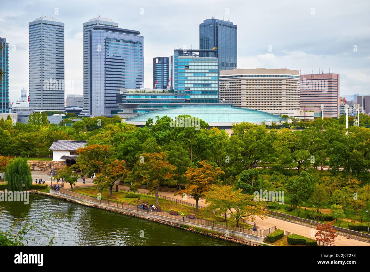 Der Osaka Business Park in der Nähe des Osaka Castle Parks. Japan Stockfoto