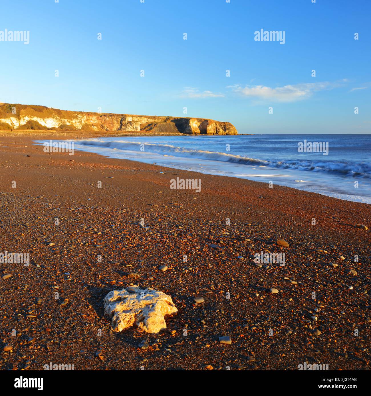 Morgenlicht am Blast Beach mit Blick auf Nose Point, Seaham, County Durham, England, Großbritannien. Stockfoto