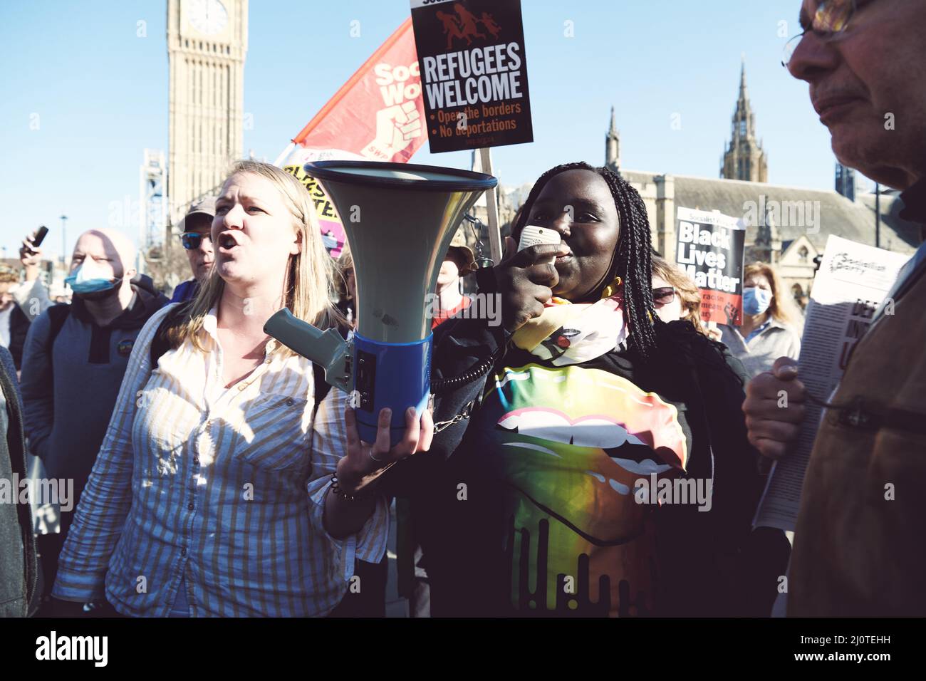 London, England - 19. 2022. März: Stand Up to Racism Demonstration am UN Anti Racism Day Stockfoto