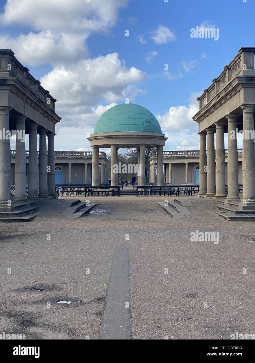 Wunderschönes Rotunda-Gebäude im Eaton Park in Norwich, England Stockfoto