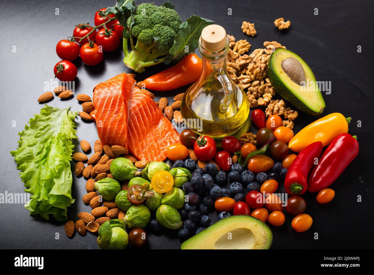 Gesunde Ernährung und Ernährung Lebensmittel reich an Vitaminen und Omega-3-Konzept Stockfoto