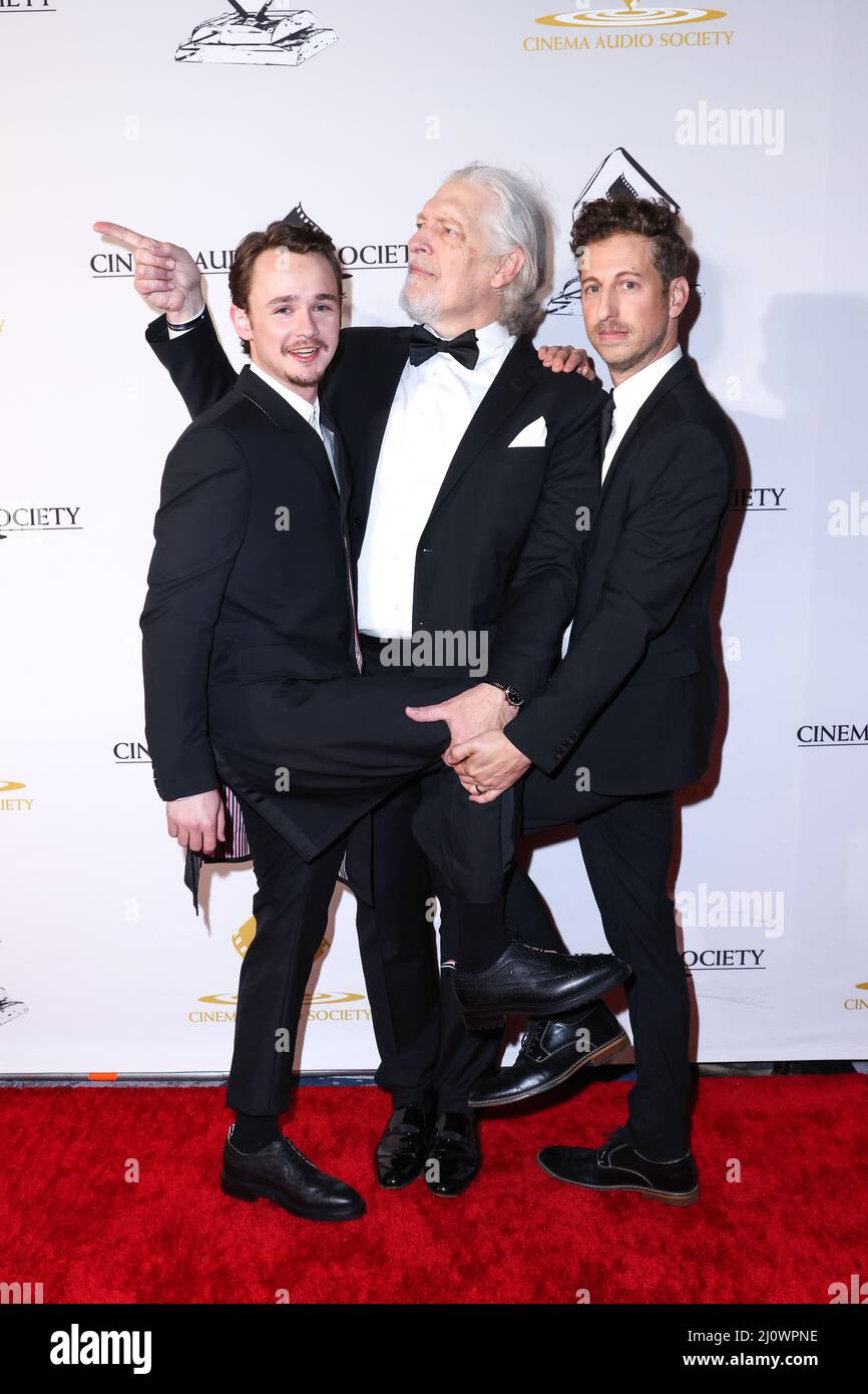 Los Angeles, Kalifornien, USA. 19.. März 2022. Jack Alcott, Clancy Brown und David Magidoff nehmen an den Annual Cinema Audio Society Awards 58. im InterContinental Los Angeles Downtown Hotel in Los Angeles, Kalifornien, Teil. Kredit: Sheri Determan Stockfoto