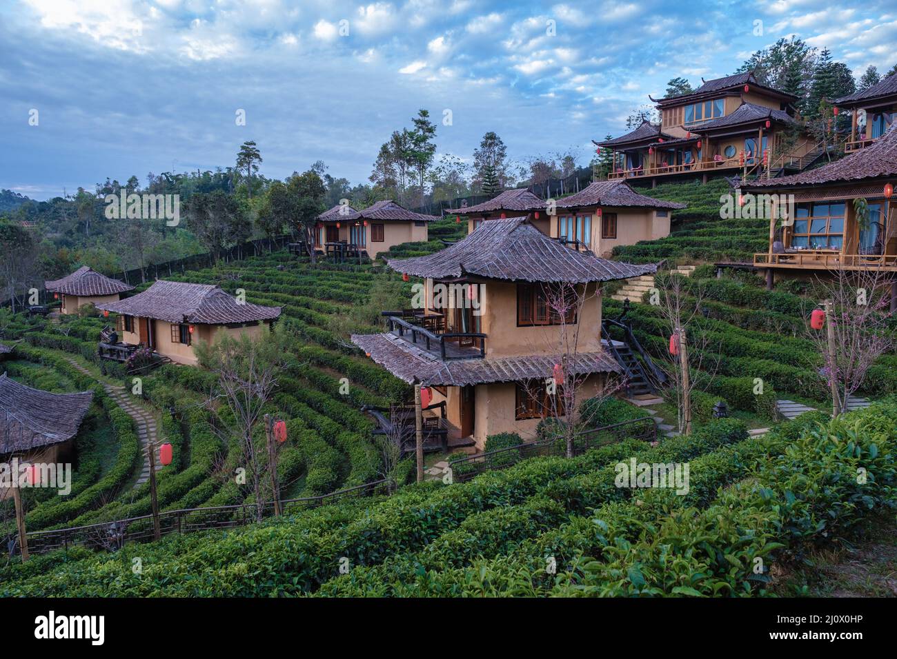 Sonnenaufgang im Lee Wine Rak Thai, chinesische Siedlung, Mae Hong Son, Thailand, wunderschöne Landschaft während des Sonnenaufgangs im chinesischen Dorf AMO Stockfoto