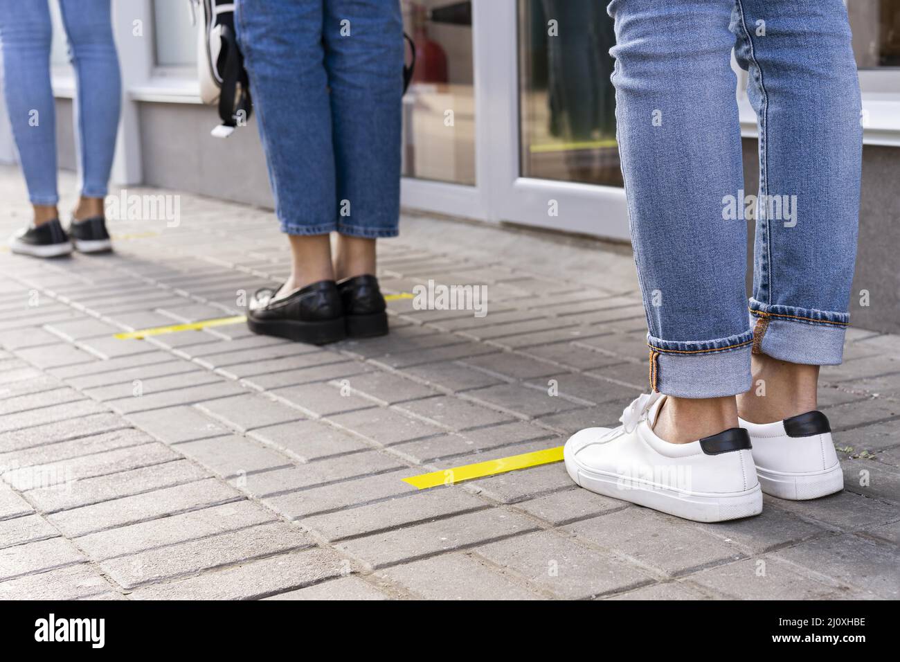Frontansicht soziales Fernabstandskonzept. Hochwertiges, schönes Fotokonzept Stockfoto