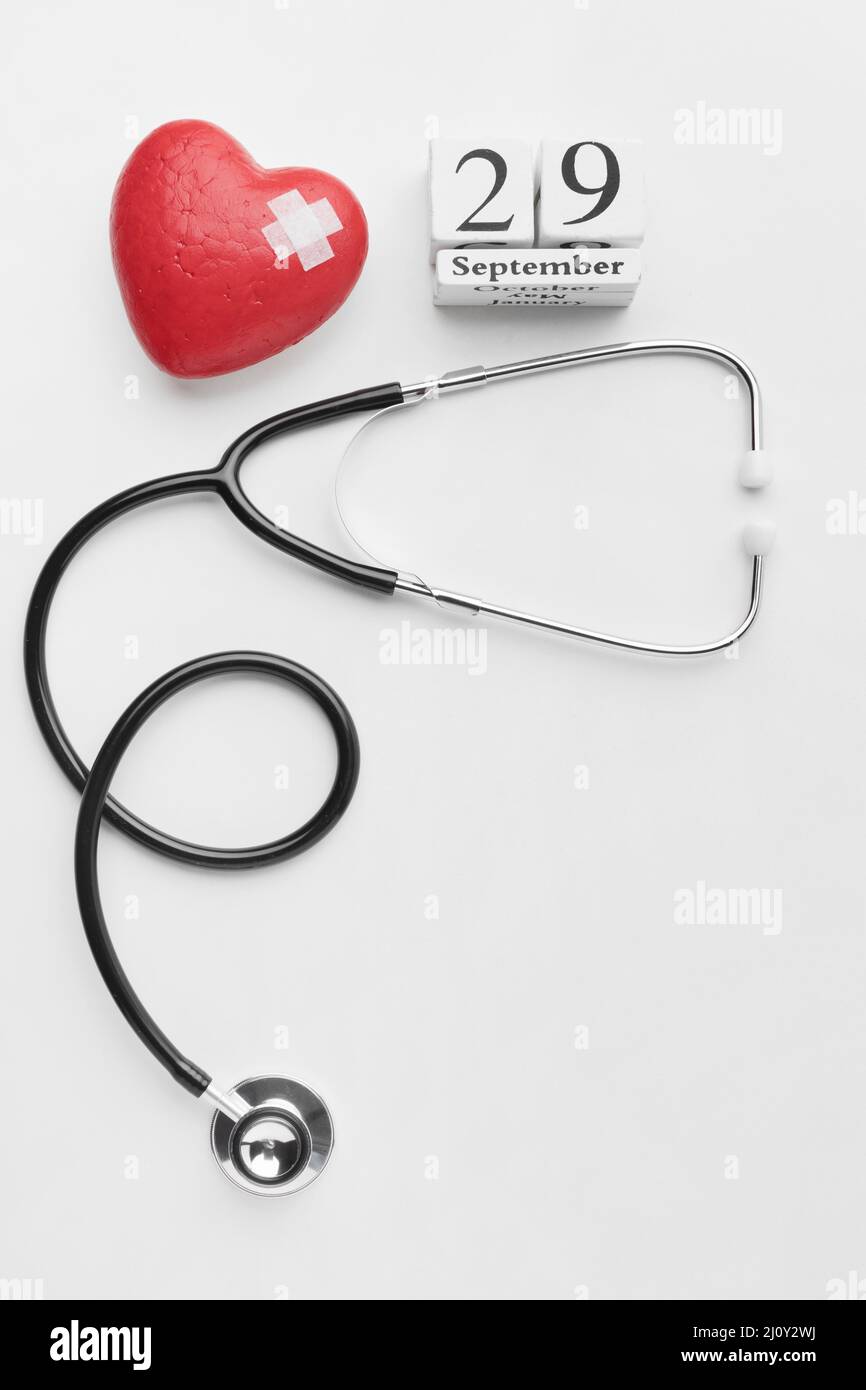 Draufsicht World Heart Day Konzept Stethoskop. Hochwertige Fotos Stockfoto