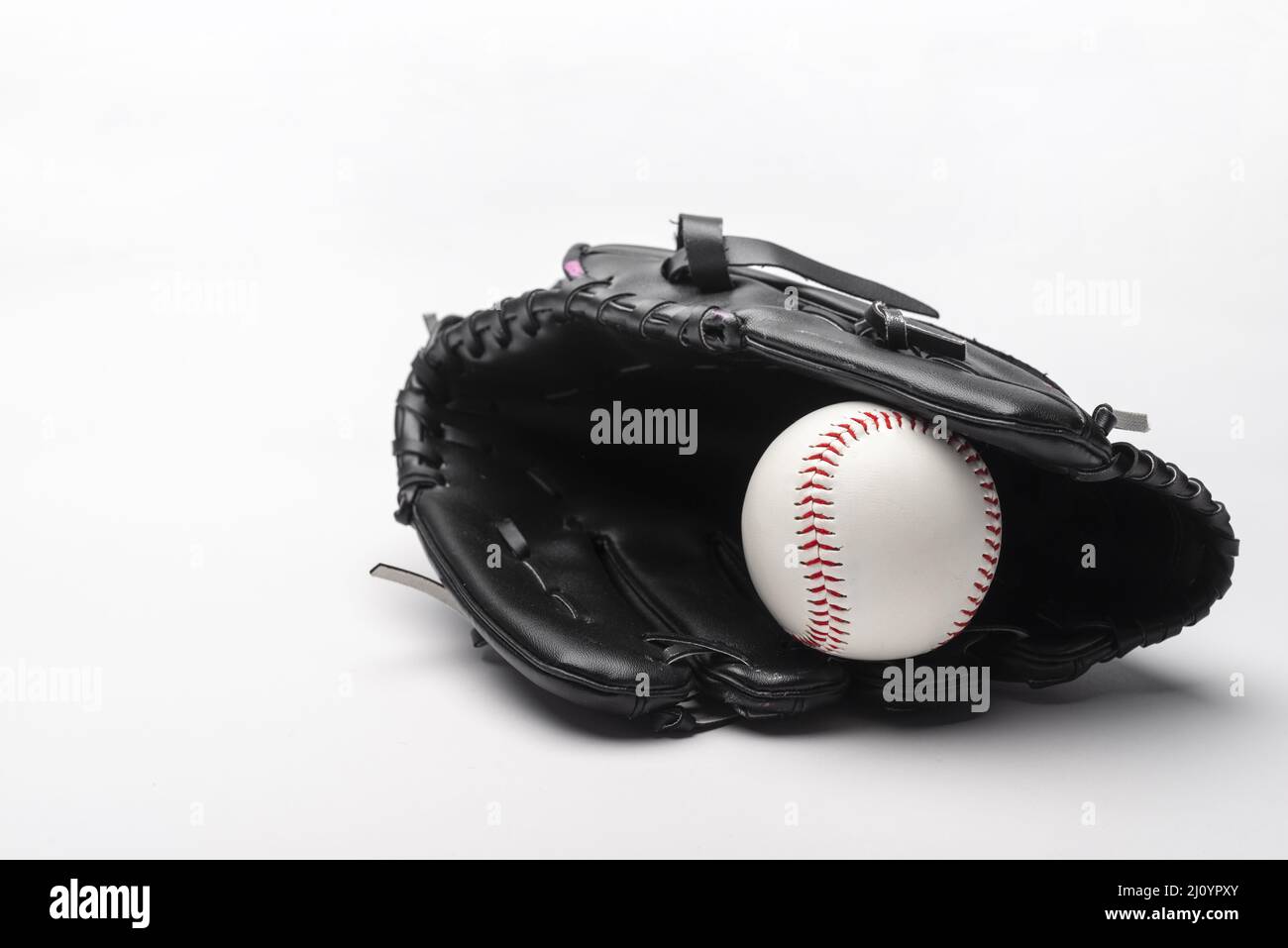 Vorderansicht Baseballhandschuh mit Kopierraum. Hochwertige Fotos Stockfoto