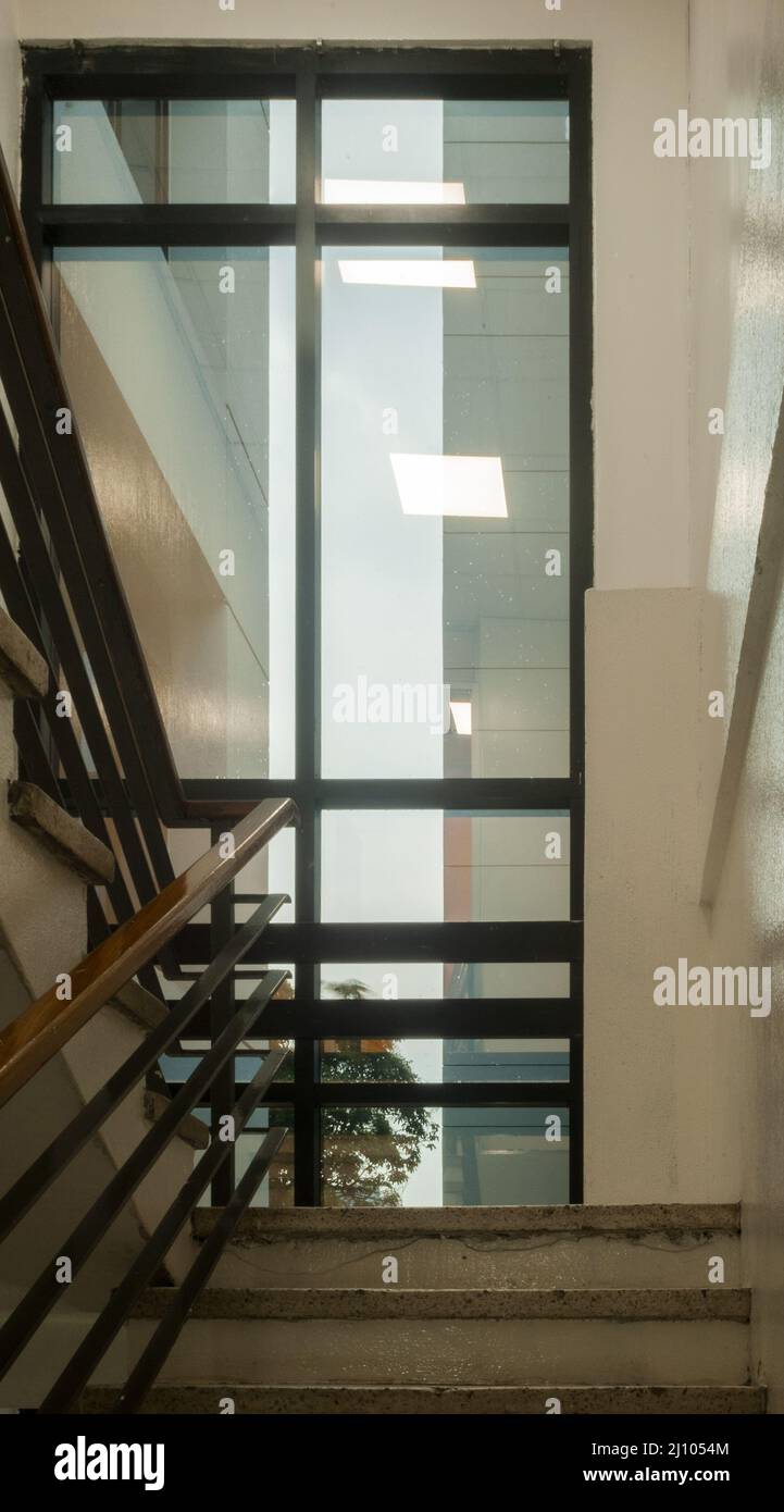 Innenräume von Büros im Gebäude, sauber und klar Platz Stockfoto