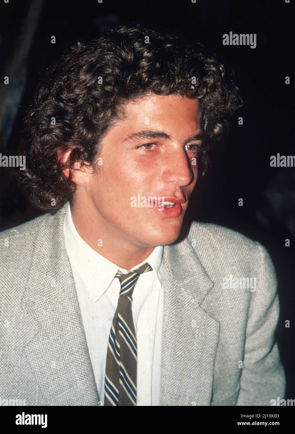 John F Kennedy Jr fotografiert 1981 in Los Angeles Bild: Ron Wolfson / MediaPunch Stockfoto