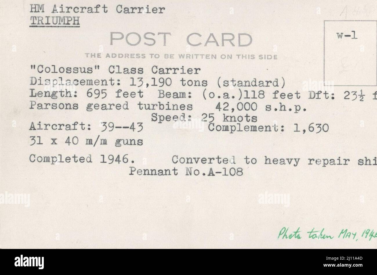 HM Aircraft Carrier Triumph ' Colossus ' Class Carrier, Hubraum: 13.190 Tonnen ( Standard ). Länge: 695 Fuß. Strahl: (O. a. ) 118 Fuß. DFT: 23 1/2 Fuß Parsons Getriebefurbinen 42.000 s.h.p. Geschwindigkeit : 25 Knoten. Flugzeug: 39 - 43 . Ergänzung: 1630. 31 x 40 m/m-Pistolen. Abgeschlossen 1946. Umgebaut zu schweren Reparaturschiff. Pennant Nr. A-108. Das Foto wurde im Mai 1946 aufgenommen. 2/2 Stockfoto