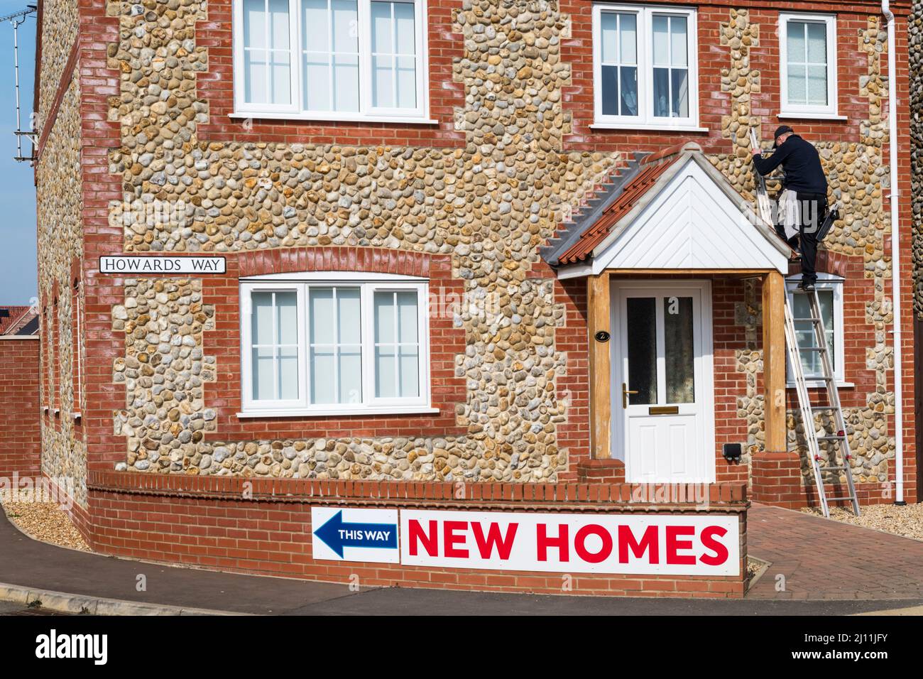 Neue Häuser zum Verkauf im Norfolk Dorf Gayton. Stockfoto
