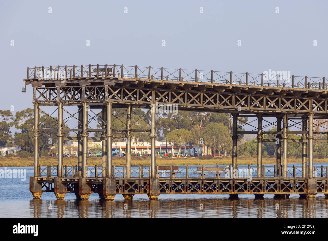 Endstück des Rio Tinto Pier im Hafen von Huelva Stockfoto