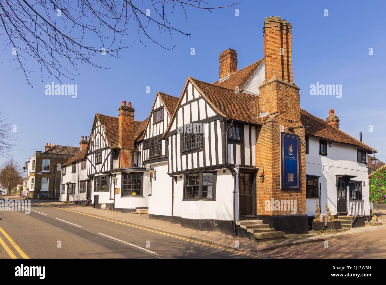 Blick auf The Boar's Head Inn, High Street, Bishop's Stortford. VEREINIGTES KÖNIGREICH Stockfoto