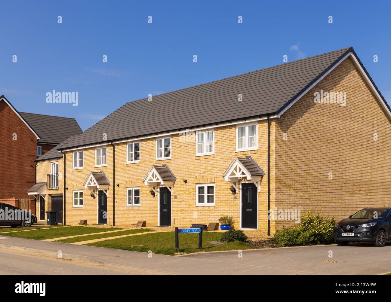 Doppelhaushälfte Neubau Häuser in der neuen Stortford Fields Wohnsiedlung. Bishop's Stortford. VEREINIGTES KÖNIGREICH Stockfoto