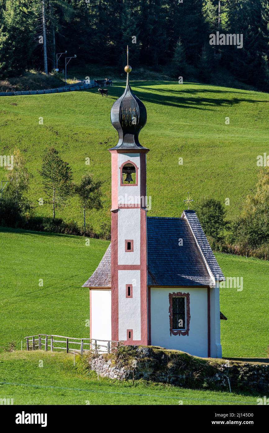 Kirche St. Johann in Ranui, Villnösser Tal, Südtirol, Italien Stockfoto