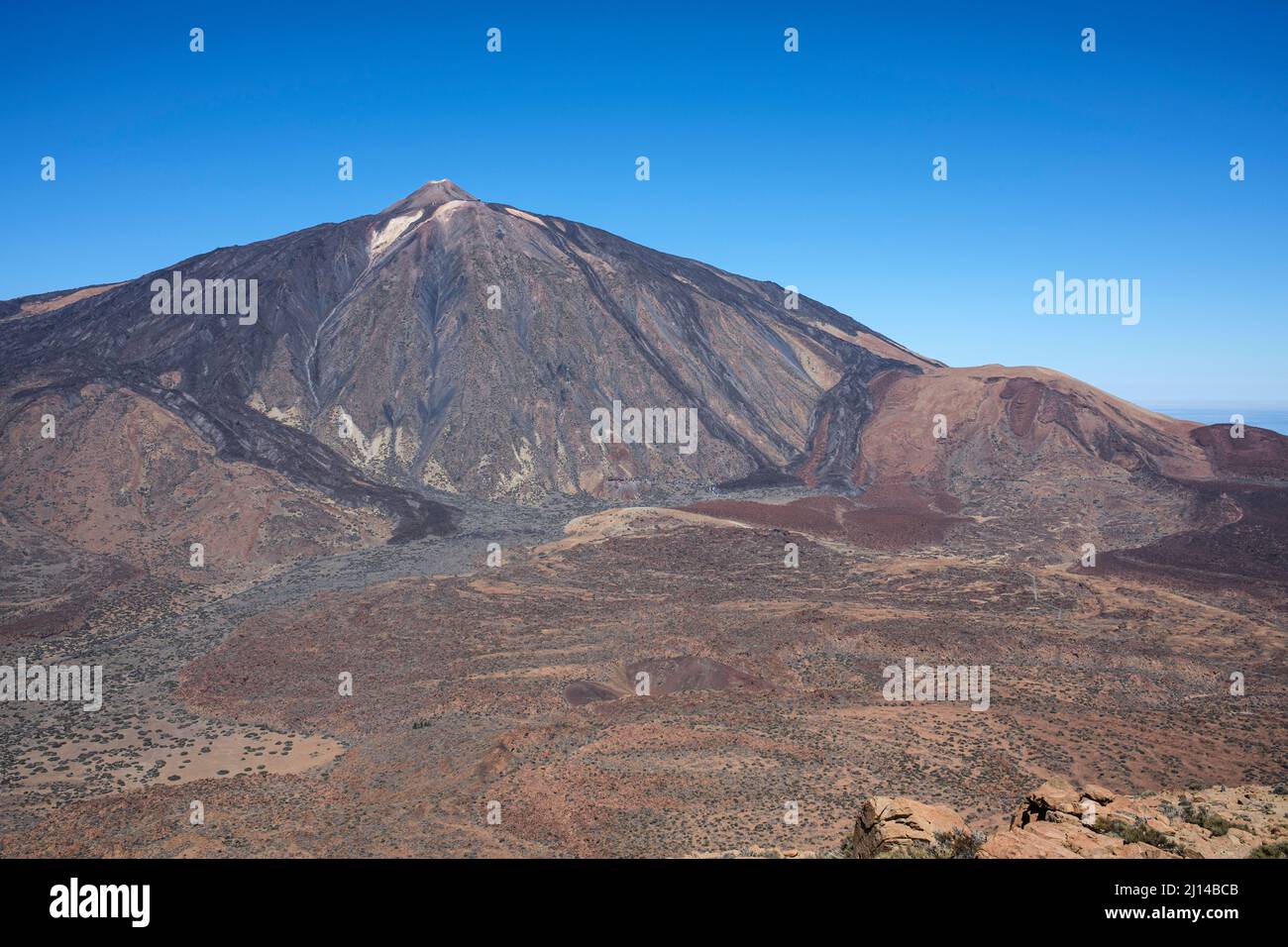 Blick auf den teide vom Aufstieg zum Guajara-Berg im Nationalpark Las Canadas del Teide, Teneriffa, Kanarische Inseln, Spanien Stockfoto