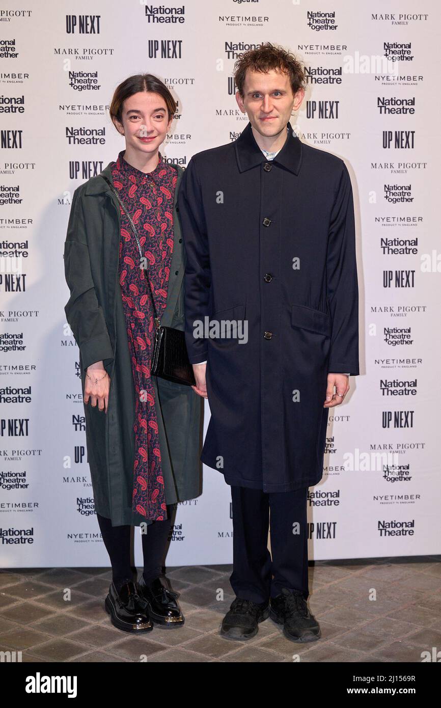 London, Vereinigtes Königreich . 22 März, 2022 . Harry Melling bei der National Theatre Up Next Gala im National Theatre Southbank Credit: Alan D West/Alamy Live News Stockfoto