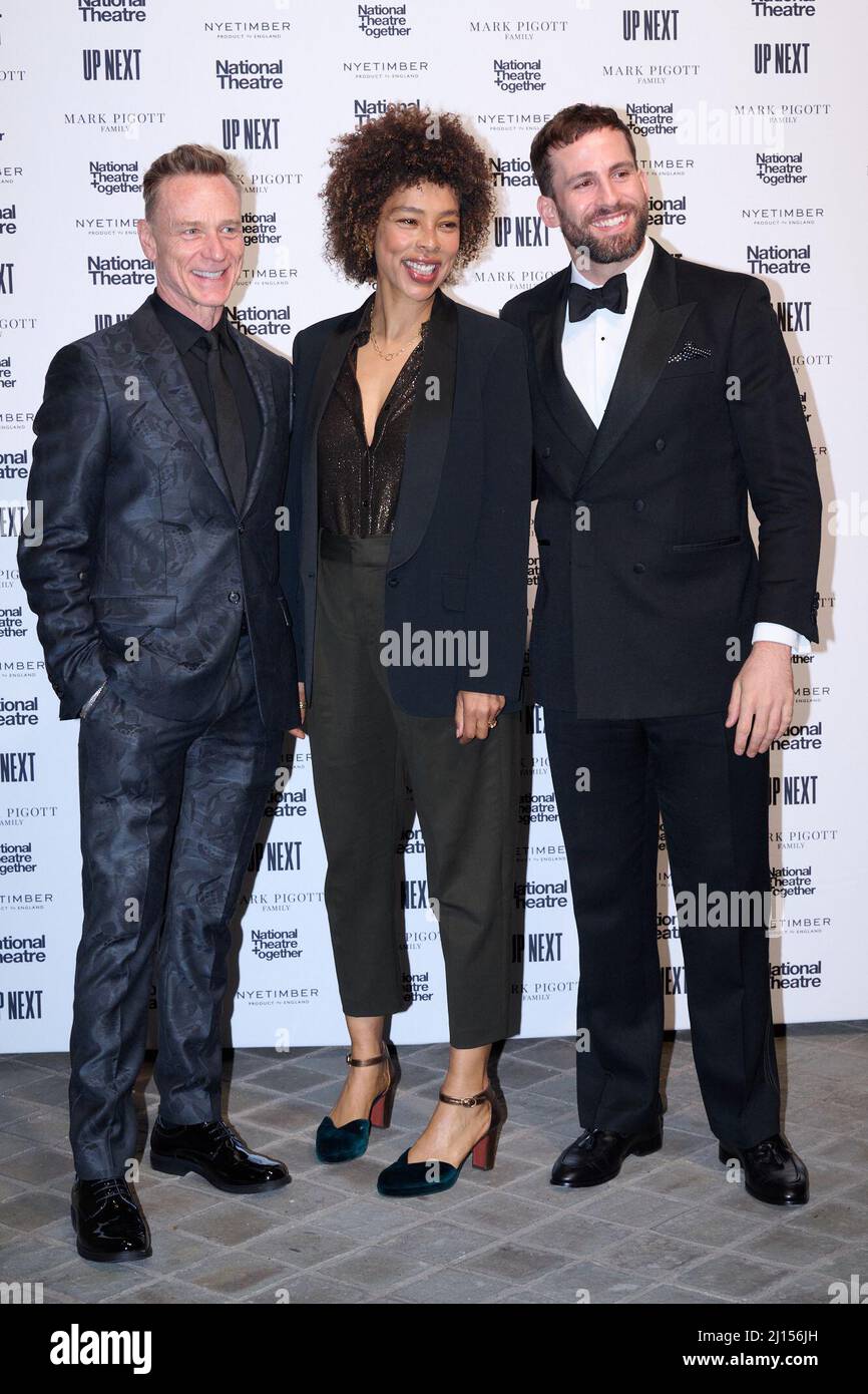 London, Vereinigtes Königreich . 22 März, 2022 . Ben Daniels, Sophie Okonedo und Dino Fletcher bei der National Theatre Up Next Gala im National Theatre Southbank Credit: Alan D West/Alamy Live News Stockfoto