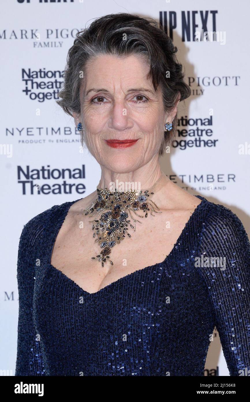 London, Vereinigtes Königreich . 22 März, 2022 . Dame Harriet Walter bei der National Theatre Up Next Gala im National Theatre Southbank Credit: Alan D West/Alamy Live News Stockfoto