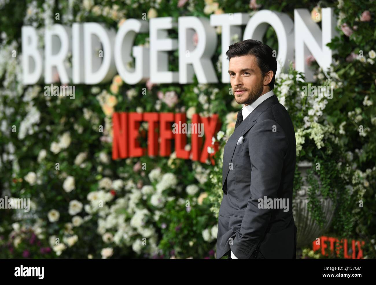 London, Großbritannien. 22.. März 2022, London, Großbritannien. Jonathan Bailey bei der Weltpremiere von Bridgerton, Tate Modern, London. Quelle: Doug Peters/EMPICS/Alamy Live News Stockfoto