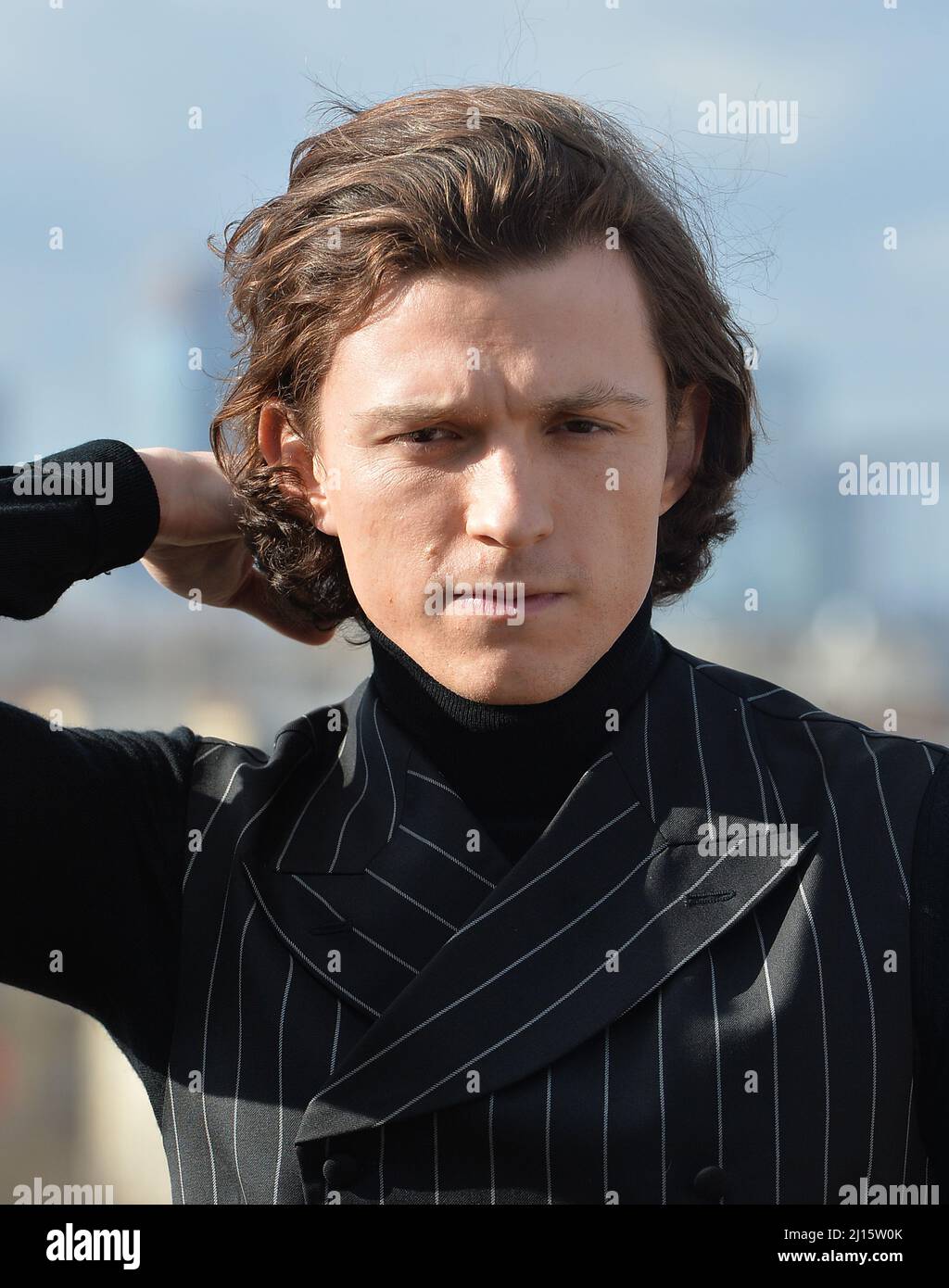 Tom Holland ( Spiderman) nimmt an der Uncharted Photocall auf den Champs-Elysees Paris Teil Stockfoto