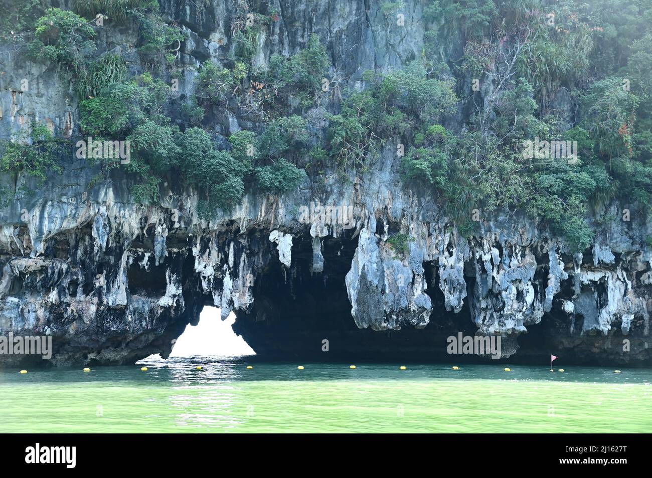 LOD Cave in der Phang Nga Bay Stockfoto