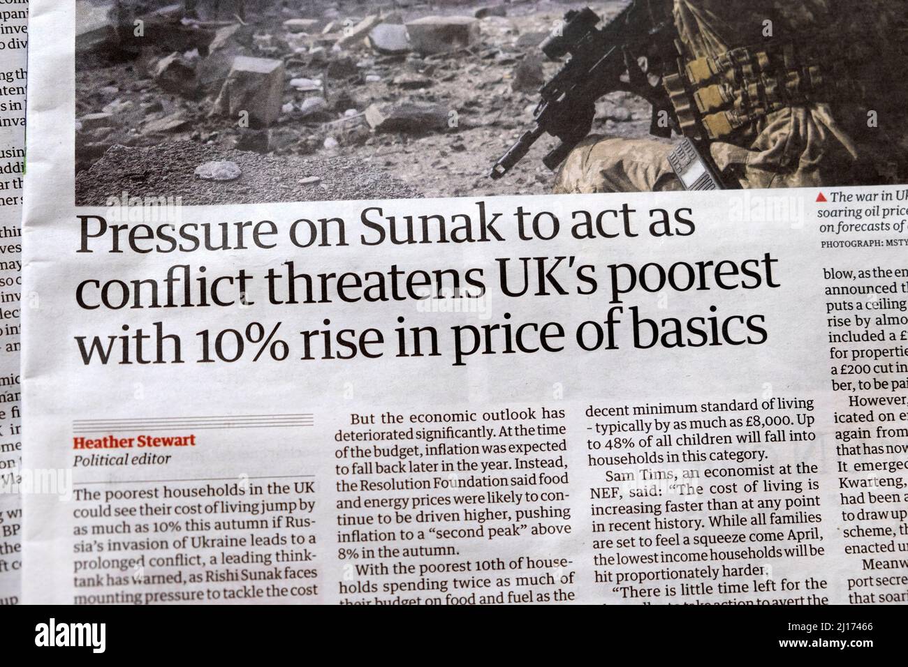 „Der Druck auf Sunak, während des Konflikts zu handeln, bedroht die Ärmsten Großbritanniens mit einem Anstieg der Basispreise um 10 %“, titelt der Financial Guardian 10. März 2022 Großbritannien Stockfoto