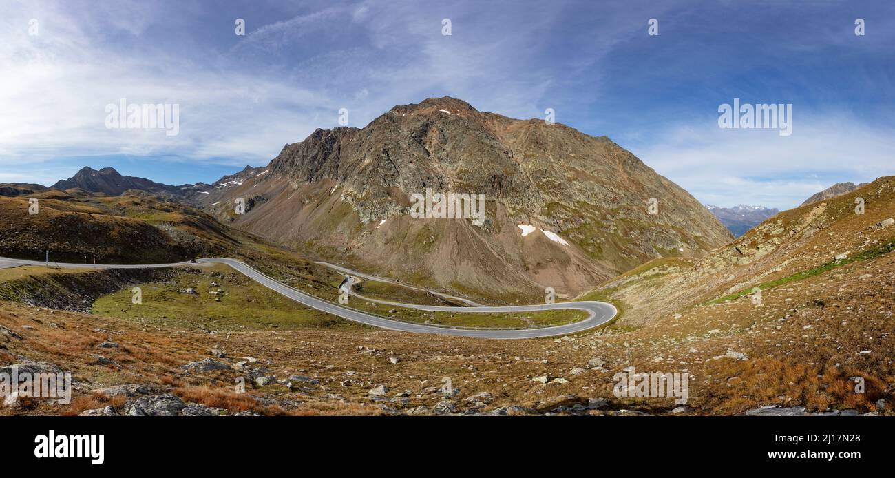 Panoramablick auf den Timmelsjoch in den Otztaler Alpen Stockfoto