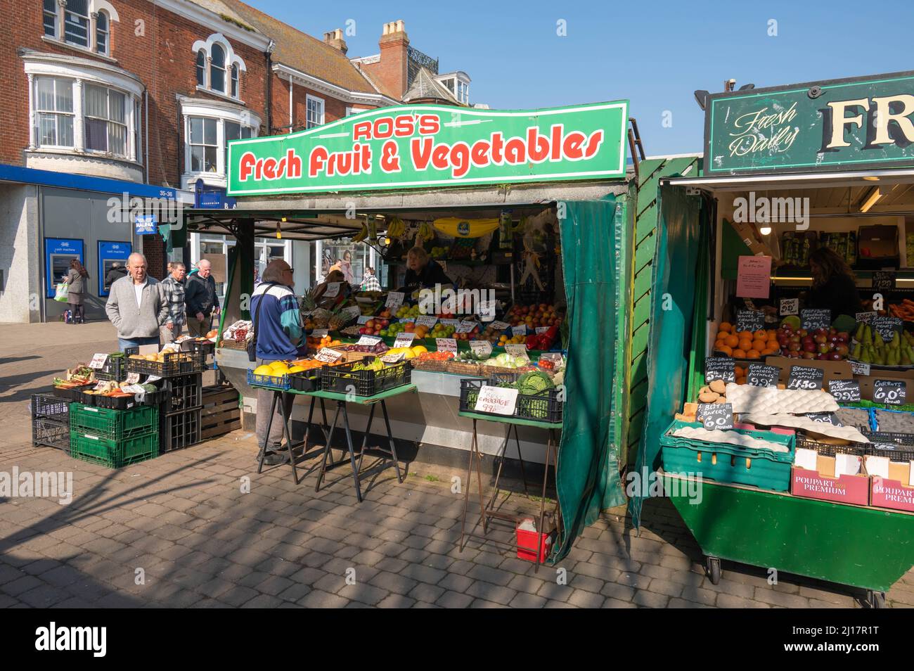 Obst- und Gemüsestände auf dem Great Yarmouth Outdoor Market Stockfoto