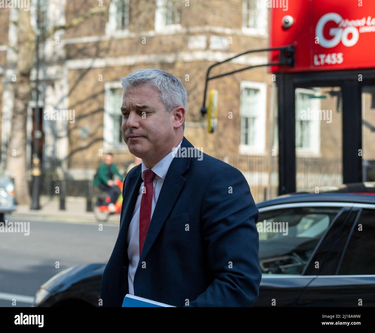 London, Großbritannien. 23. März 2022. Stephen Barclay MP, Downing Street Chief of Staff, trifft im Kabinett London ein.Quelle: Ian Davidson/Alamy Live News Stockfoto