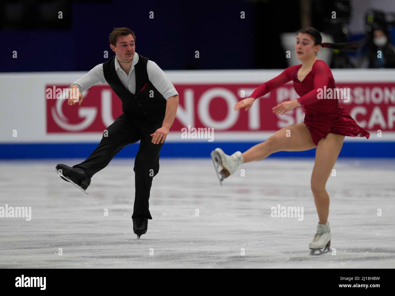 Sud de France Arena, Montpellier, Frankreich. 23. März 2022. Daria Danilova und Michel Tsiba aus den Niederlanden während des Kurzprogramms des Pairs, der Weltmeisterschaft im Eiskunstlauf in der Sud de France Arena in Montpellier, Frankreich. Kim Price/CSM/Alamy Live News Stockfoto