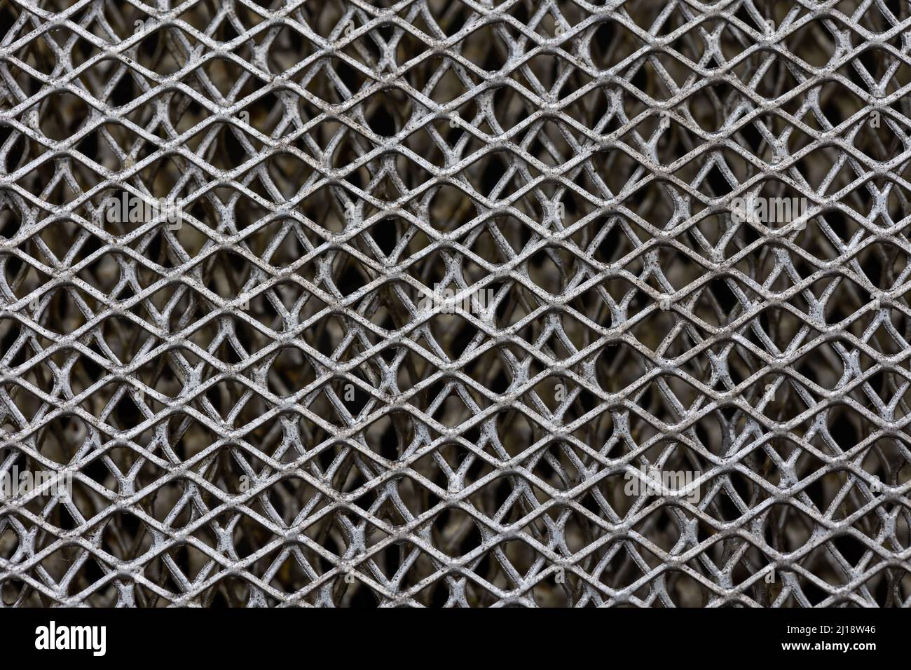 Eine Latice aus glänzendem Stahl, Metallstruktur Stockfoto