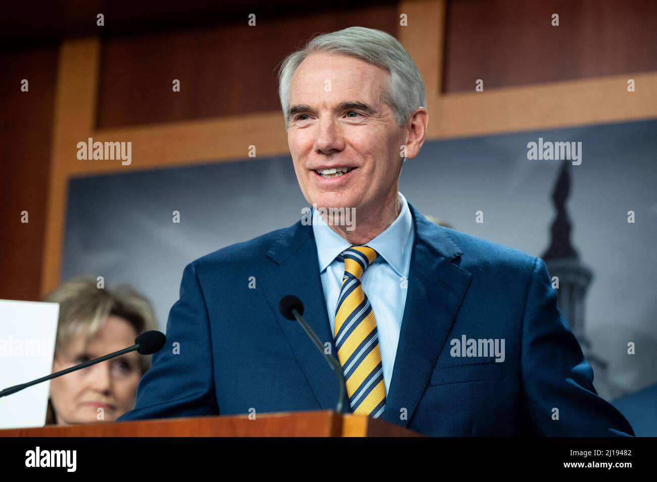 Washington, Usa. 23. März 2022. US-Senator Rob Portman (R-OH) spricht auf einer Pressekonferenz, auf der die Republikaner im Senat den Benzinpreis diskutierten. Kredit: SOPA Images Limited/Alamy Live Nachrichten Stockfoto