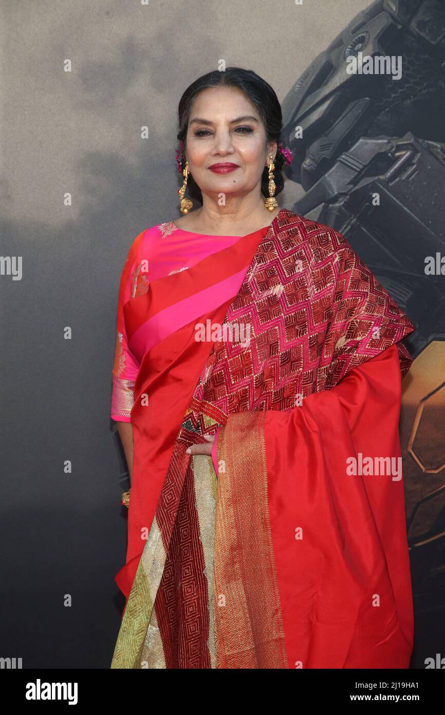 Los Angeles, Ca. 23. März 2022. Shabana Azmi bei der Paramount-Premiere von Halo in der ersten Staffel am 23. März 2022 im Hollywood Legion Theater in Los Angeles, Kalifornien. Quelle: Saye Sadou/Media Punch/Alamy Live News Stockfoto