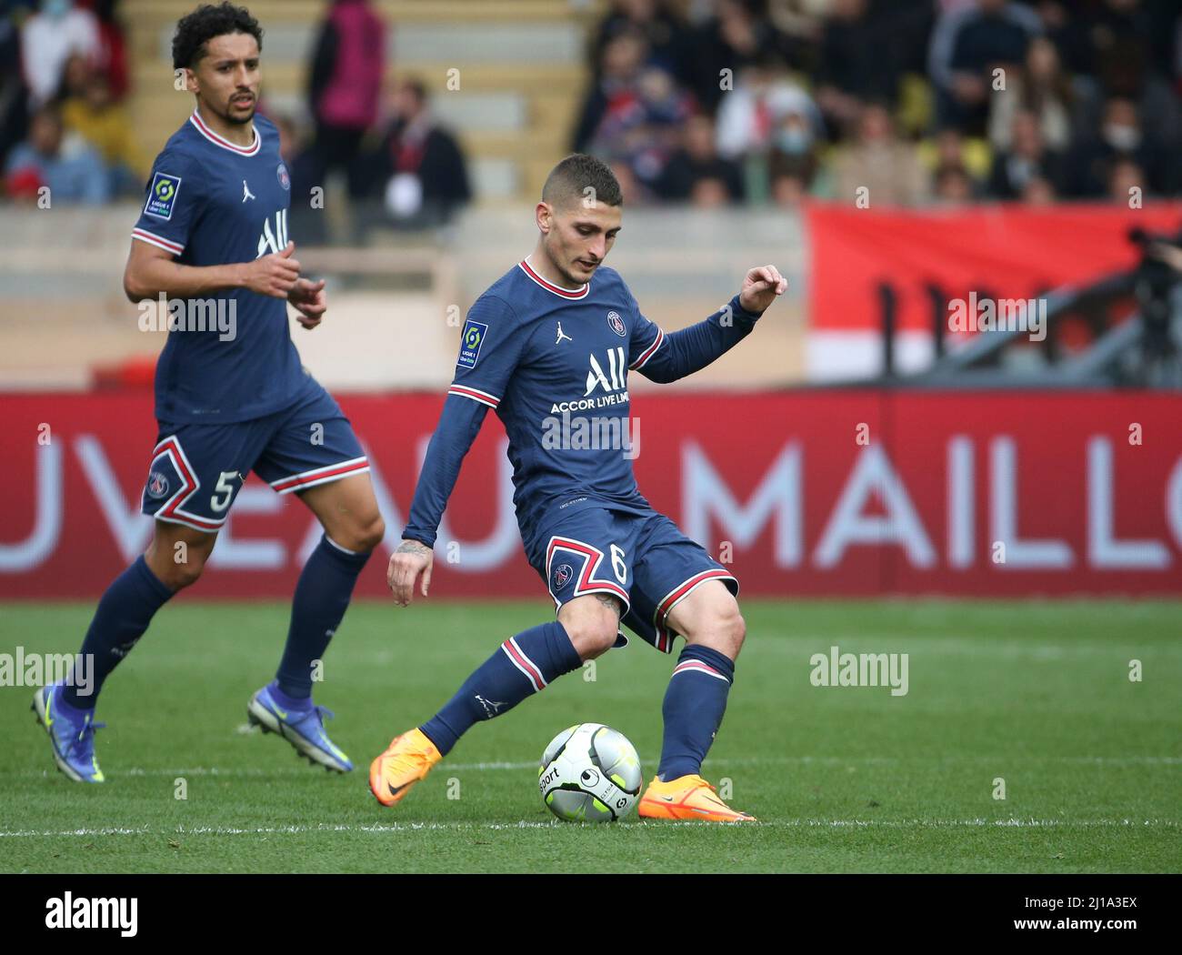 Marco Verratti, Marquinhos (links) von PSG während des Fußballspiels der französischen Ligue 1 zwischen AS Monaco (ASM) und Paris Saint-Germain (PSG) am 20. März 2022 im Stade Louis II in Monaco - Foto Jean Catuffe / DPPI Stockfoto