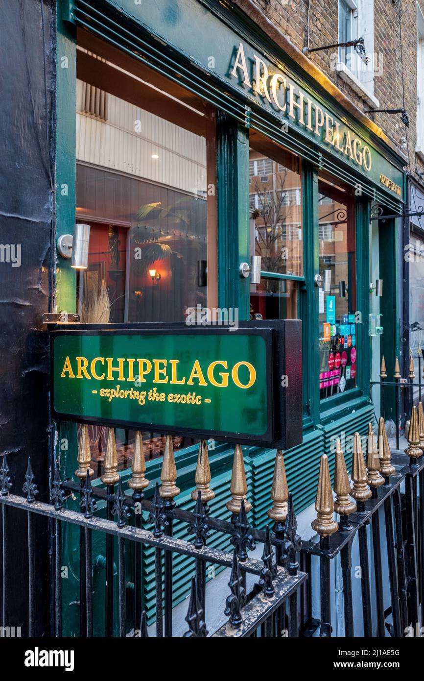 Archipel Restaurant Fitzrovia - Der Archipel ungewöhnliche Food Restaurant in der Cleveland Street, Westminster, London - exotisches Fleisch und Insekt Seiten Stockfoto