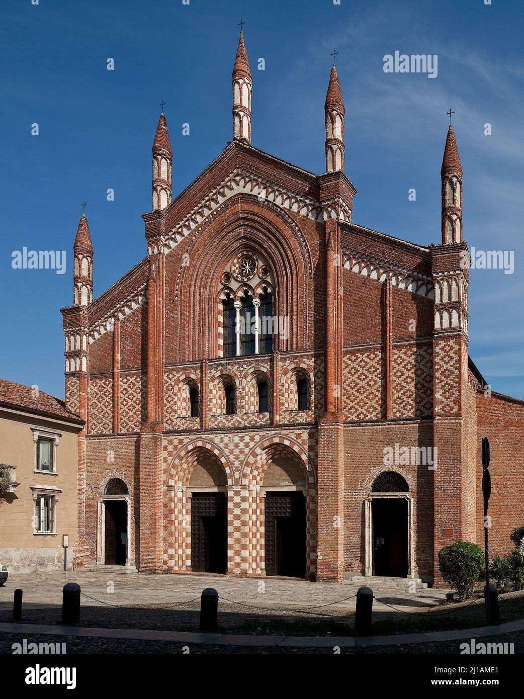 Italien Pavia 89735 San Francesco Grande Franziskanerkirche erbaut 1238-1320 Westfassade Stockfoto